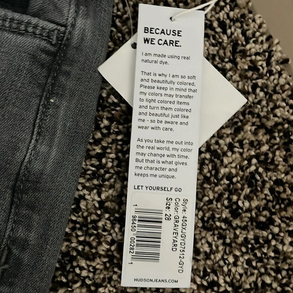 Hudson Natalie Graveyard Bootcut Crop Jean, NWT - Picture 6 of 8